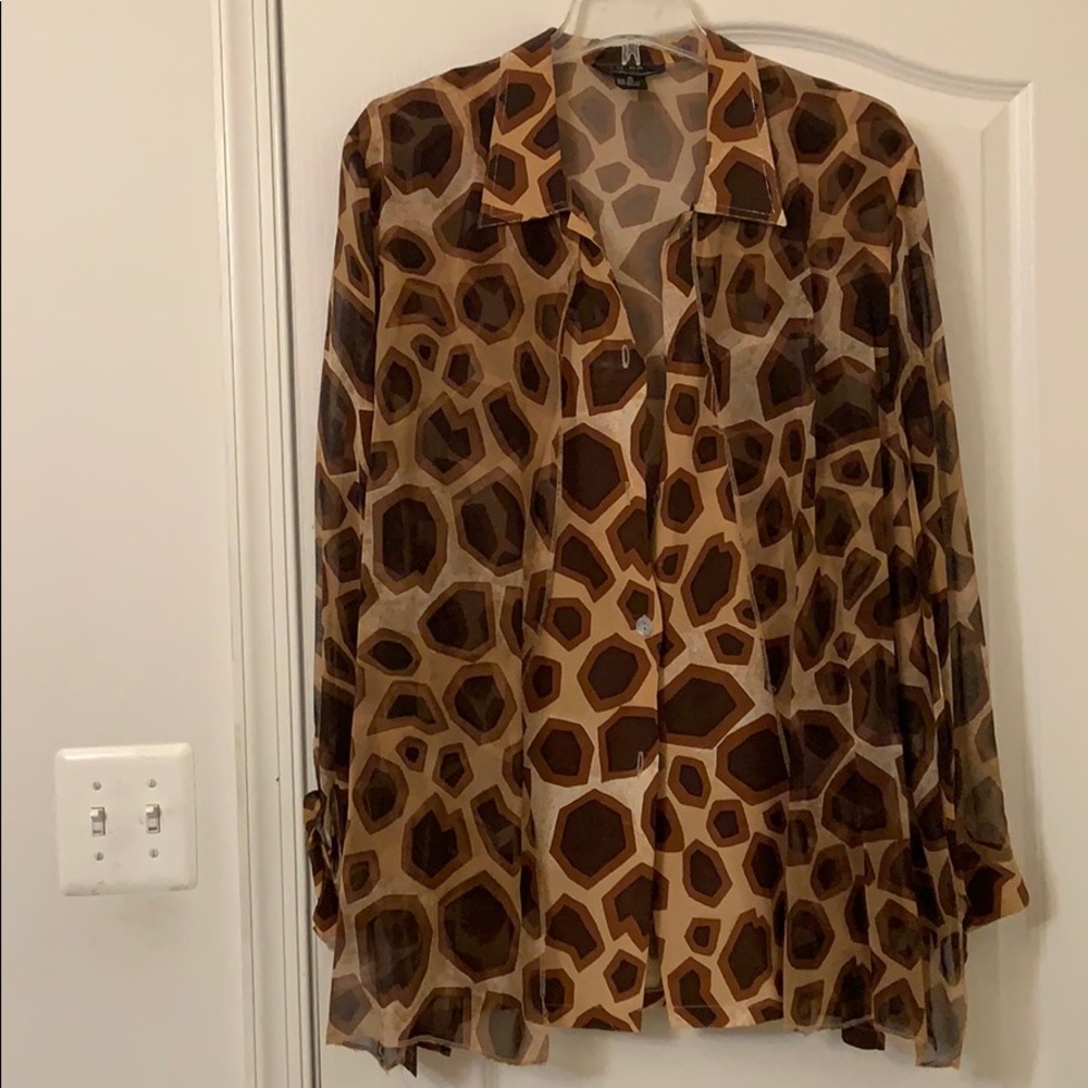 FUDA Blouse Size: Large